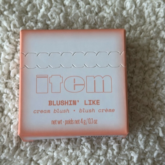 BNIB- Item Beauty by Addison Rae Blush- Admit It - Picture 4 of 6
